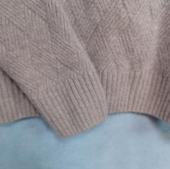 Christian Lacroix Women’s Merino Wool Cashmere Beige Knit S Collared Sweater Top - Picture 6 of 10